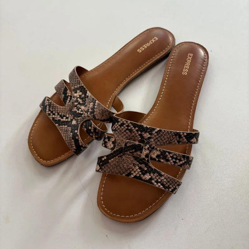 Comfortable Running Sneakers Sandals Flip Flops By Express In Animal Print, Size: 10