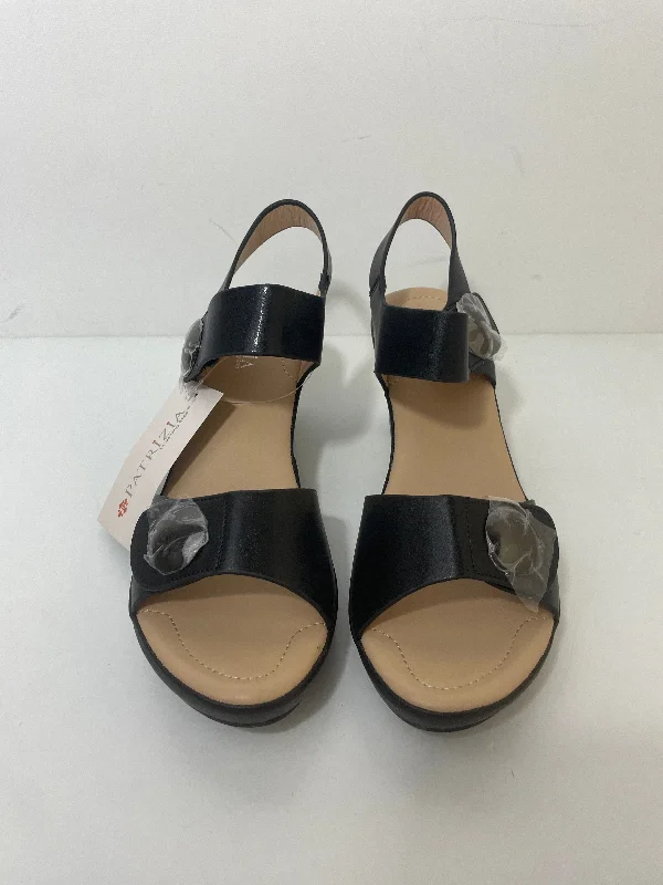 Comfortable Hiking Footwear Sandals Heels Block By Spring Step In Black, Size: 9