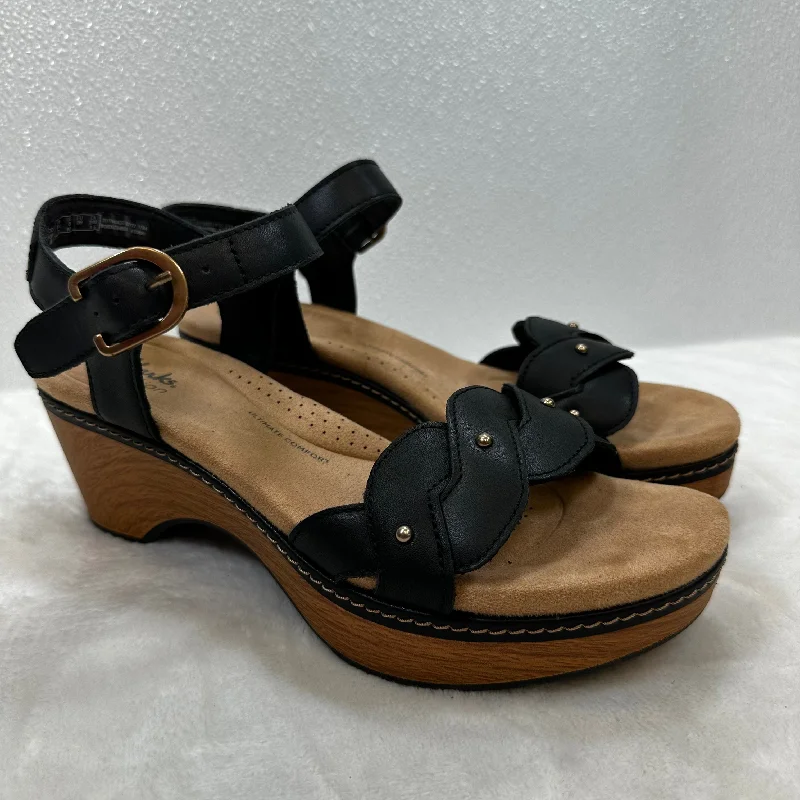 Casual Sports Footwear Sandals Heels Block By Clarks In Black, Size: 8