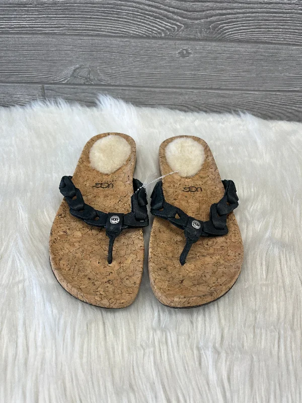 Summer Sports Shoes Sandals Flip Flops By Ugg In Black, Size: 7