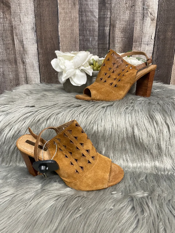 Comfortable Hiking Sandals Sandals Heels Block By T Tahari In Brown, Size: 9