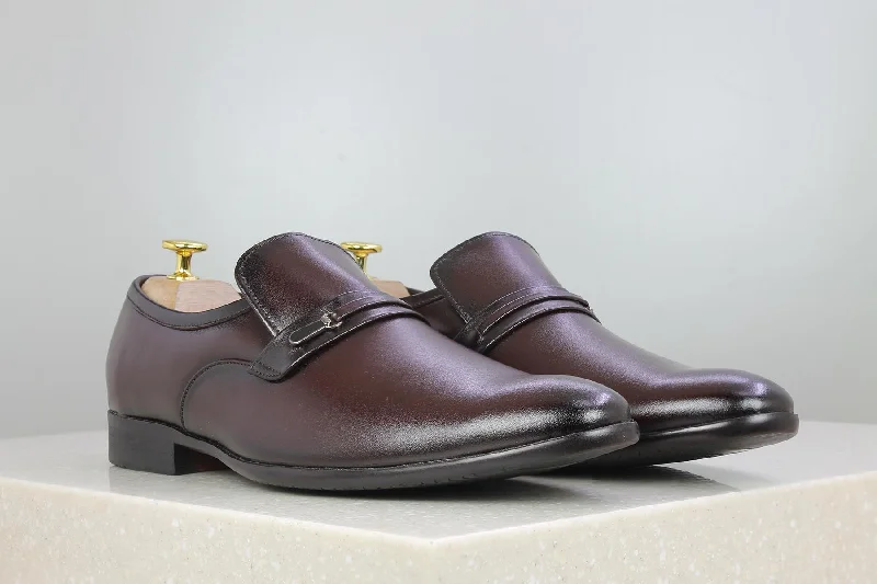 Best Formal Shoes Online Brooch Leather Slippon-Cherry
