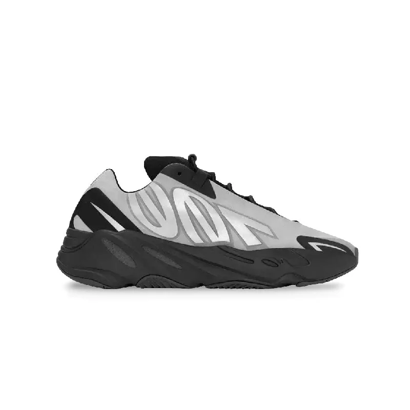 Sporty Casual Boots adidas - Unisex Yeezy 700 MNVN Shoes (GW9524)