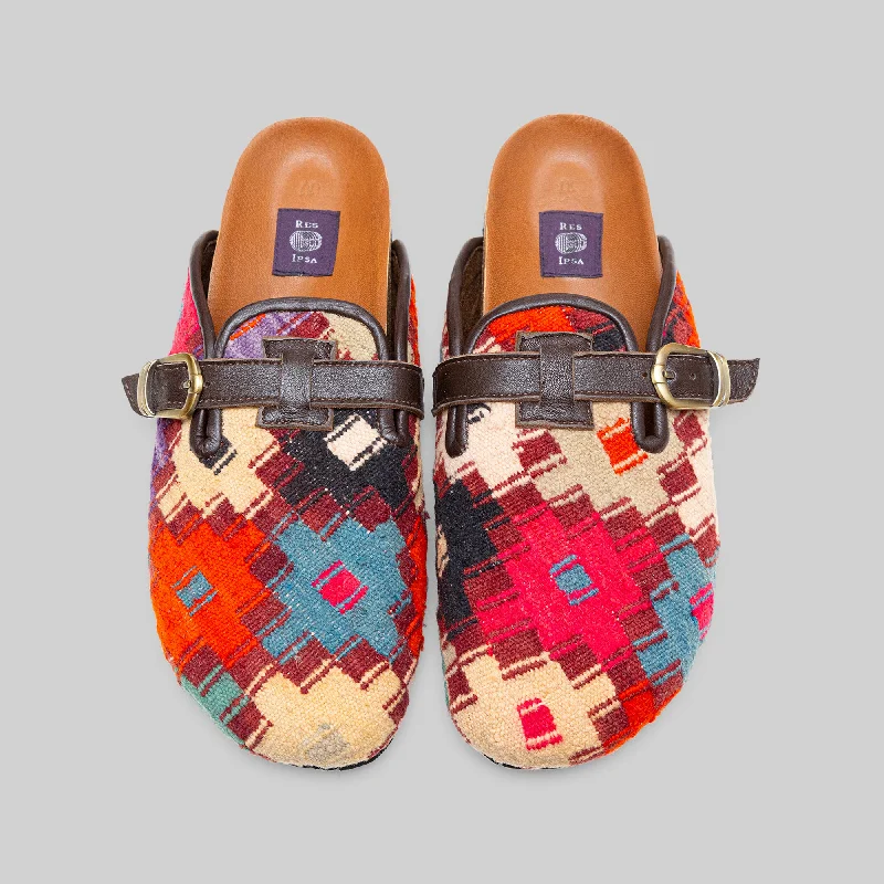 Running Footwear Sale Men's Kilim Clog Size 11
