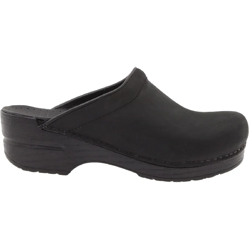 Sporty Snow Boots Women's Dansko Sonja Black Oiled Nubuck