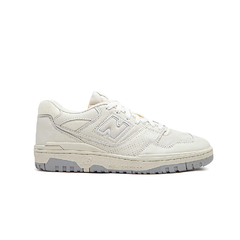 Outdoor Sneakers Collection New Balance - Unisex 550 Shoes (BB550PWD-D)