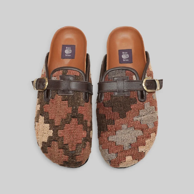Trendy Sports Footwear Men's Kilim Clog Size 12