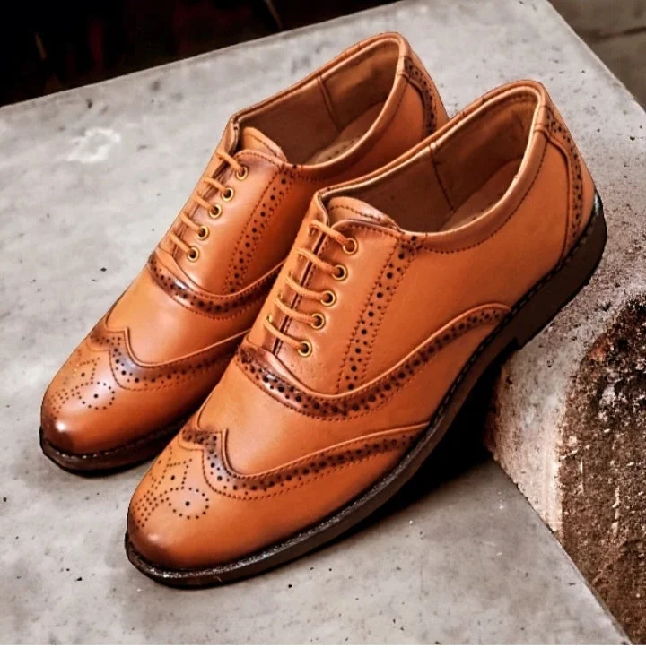 Stylish Running Footwear Martin Wingtips Brogue