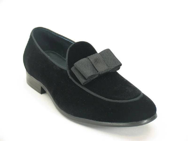 Running Footwear Sale Carrucci KS525-102V Velvet Prom Loafer - Black
