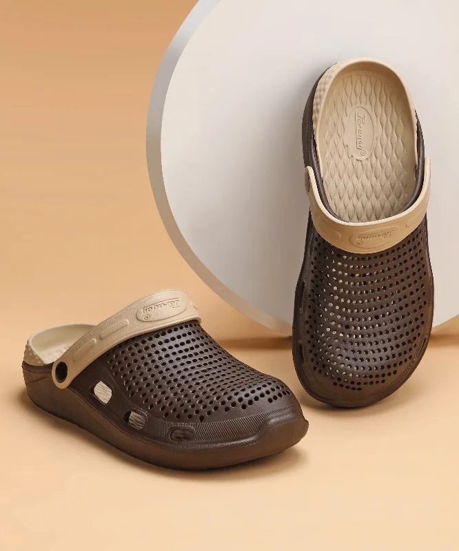 Waterproof Sports Shoes Paragon  EVK10916G Men Casual Clogs | Stylish, Anti-Skid, Durable | Casual & Comfortable | For Everyday Use
