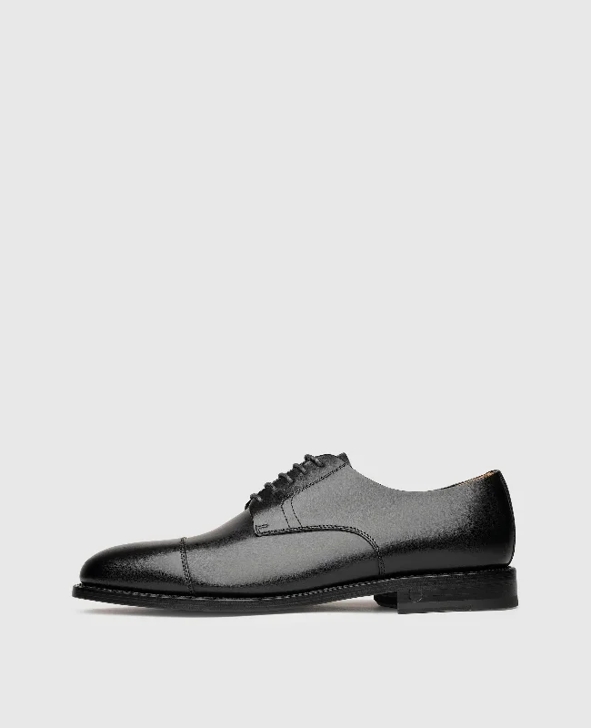 Sporty Hiking Shoes Winston CD - Black