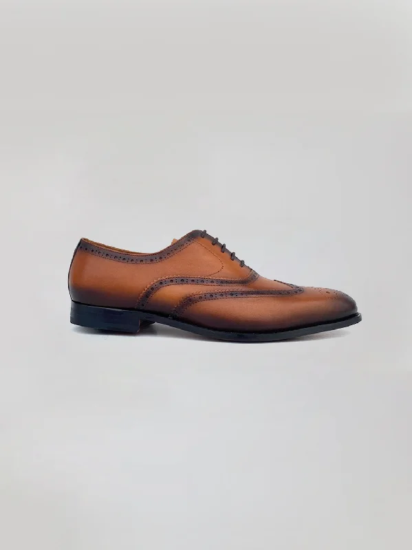 Luxury Hiking Shoes Nicholas Wingtip Oxford - Cognac